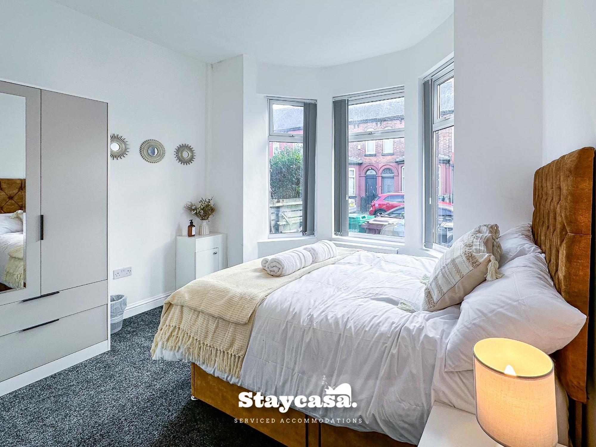 Ashfield Co-living - Private Self-cater Manchester