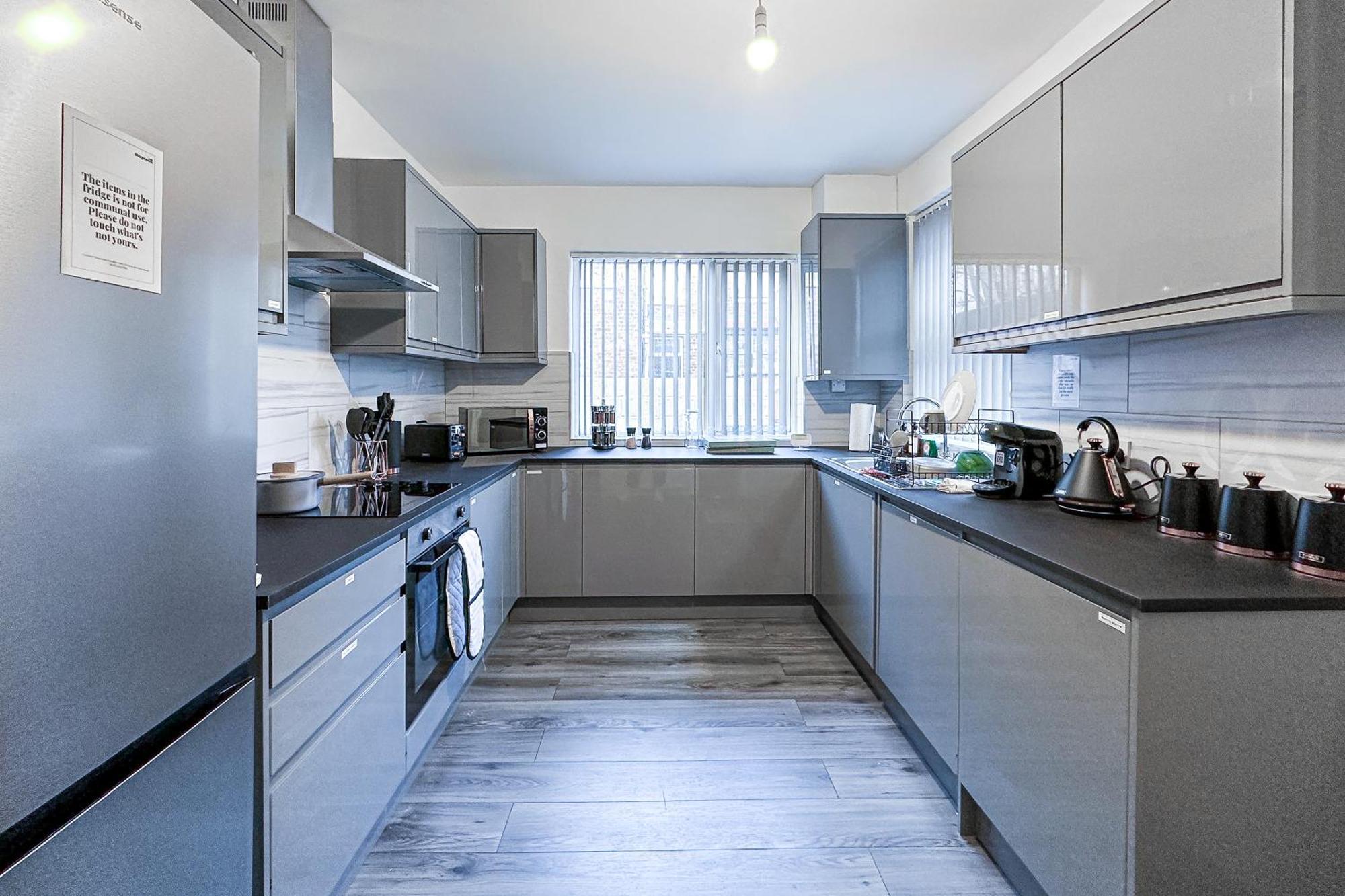 Ashfield Co-living - Private Self-cater
