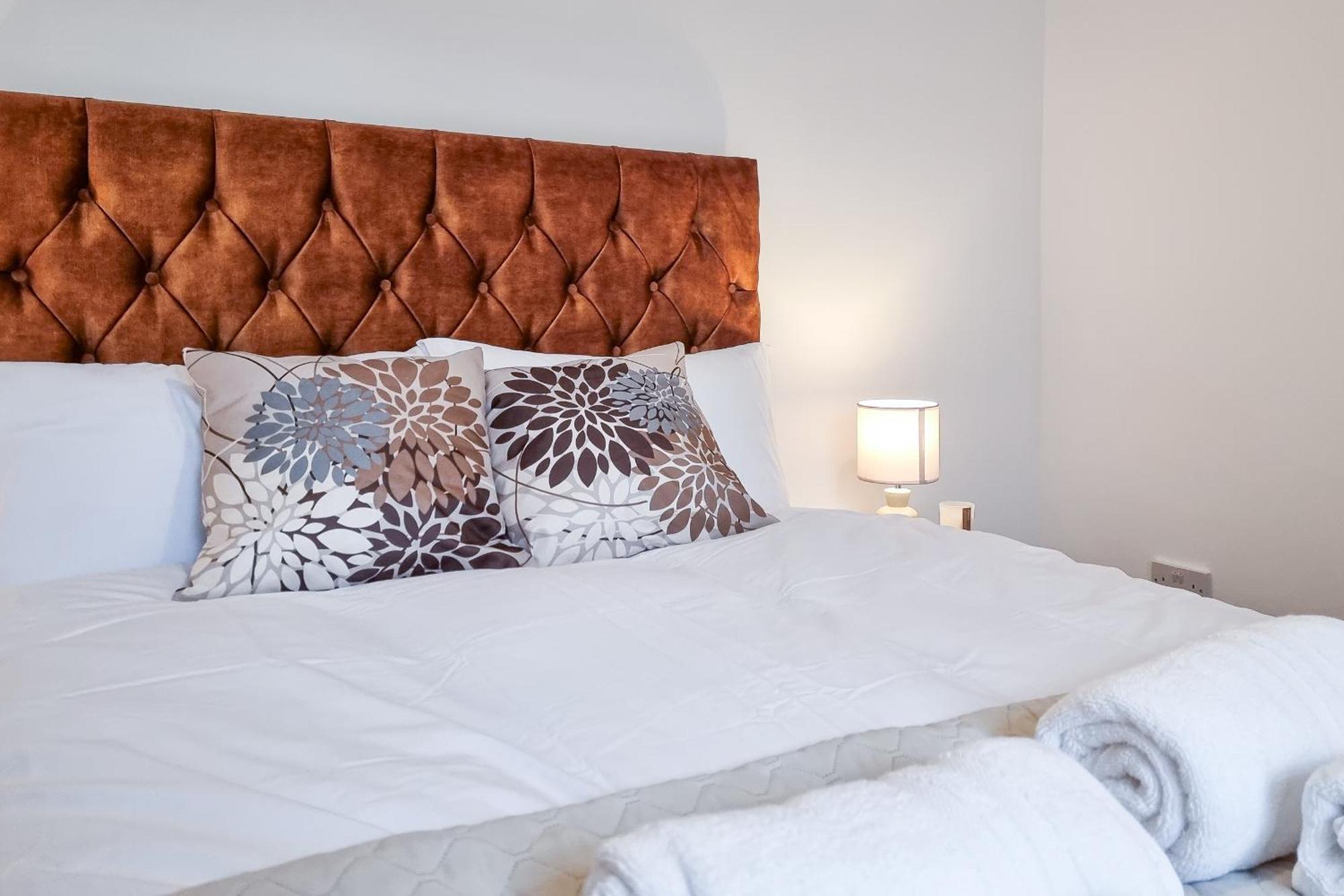 Ashfield Co-living - Private Self-cater Holiday home *