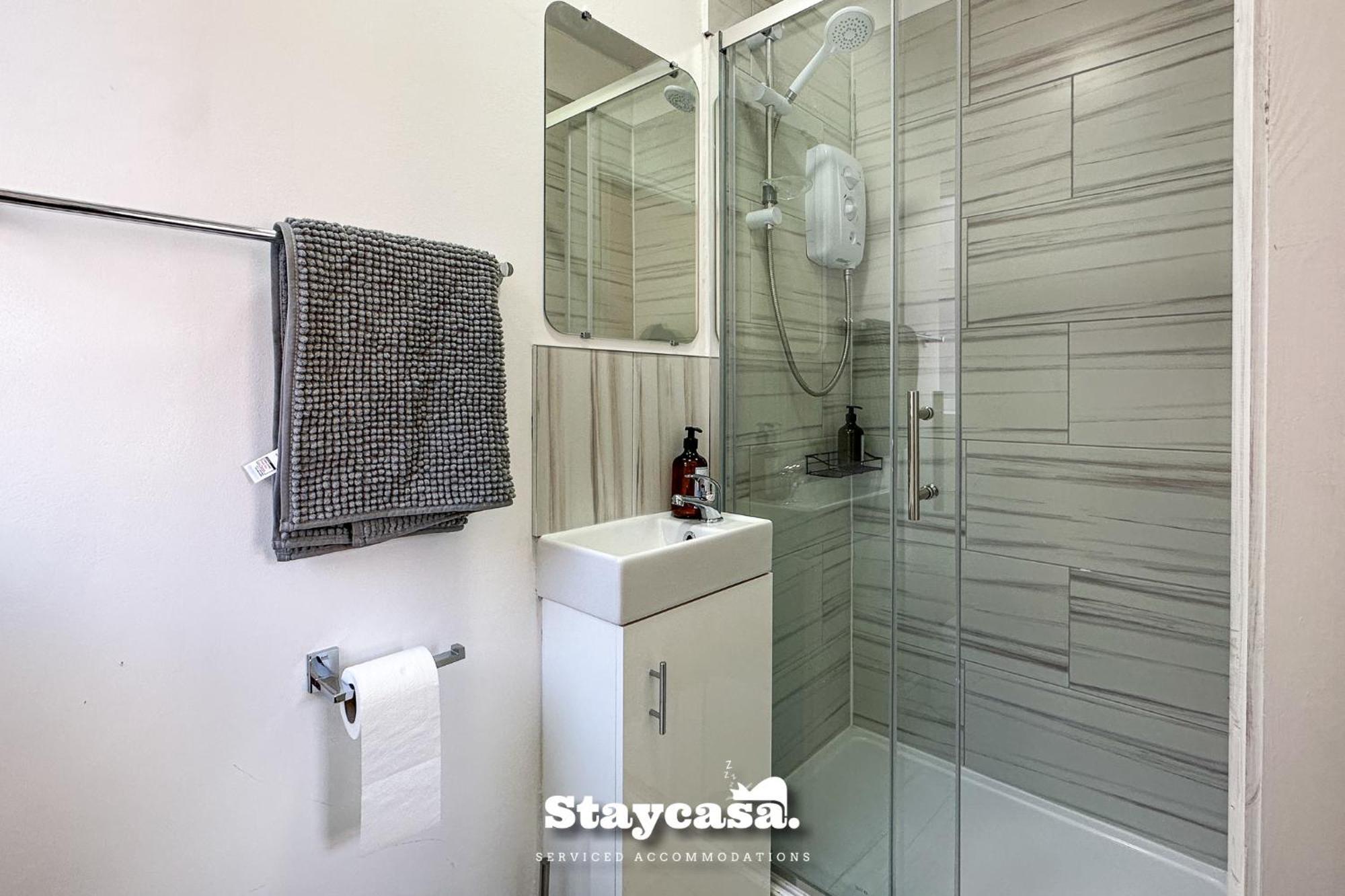 Ashfield Co-living - Private Self-cater Holiday home